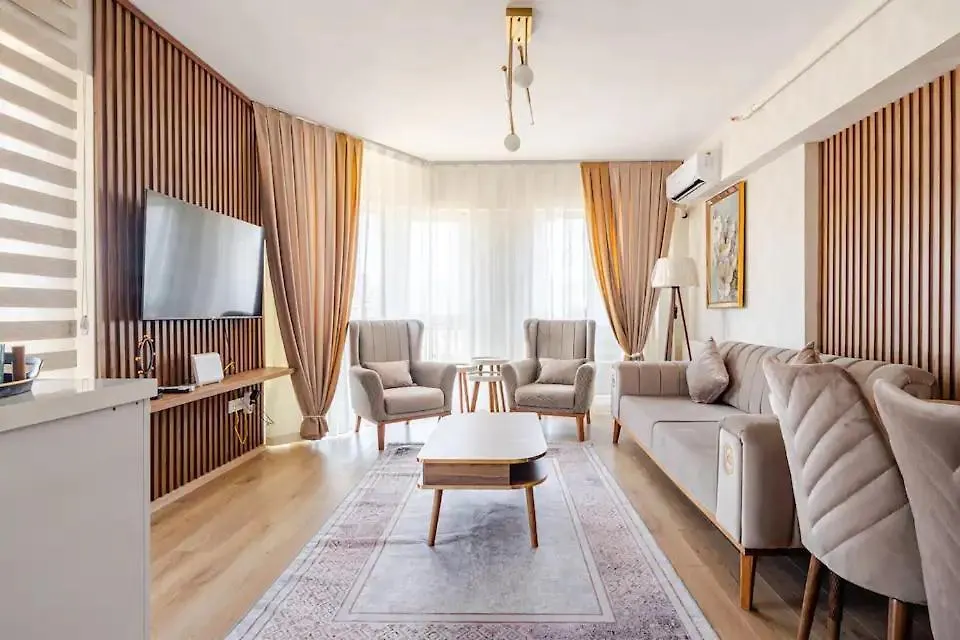 Deluxe King Suite Mai21 Istanbul