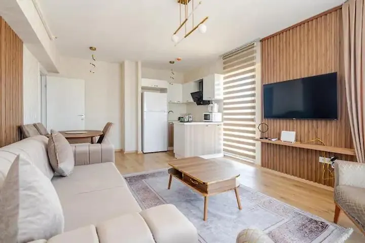 Deluxe King Suite Mai21 Istanbul Turkey